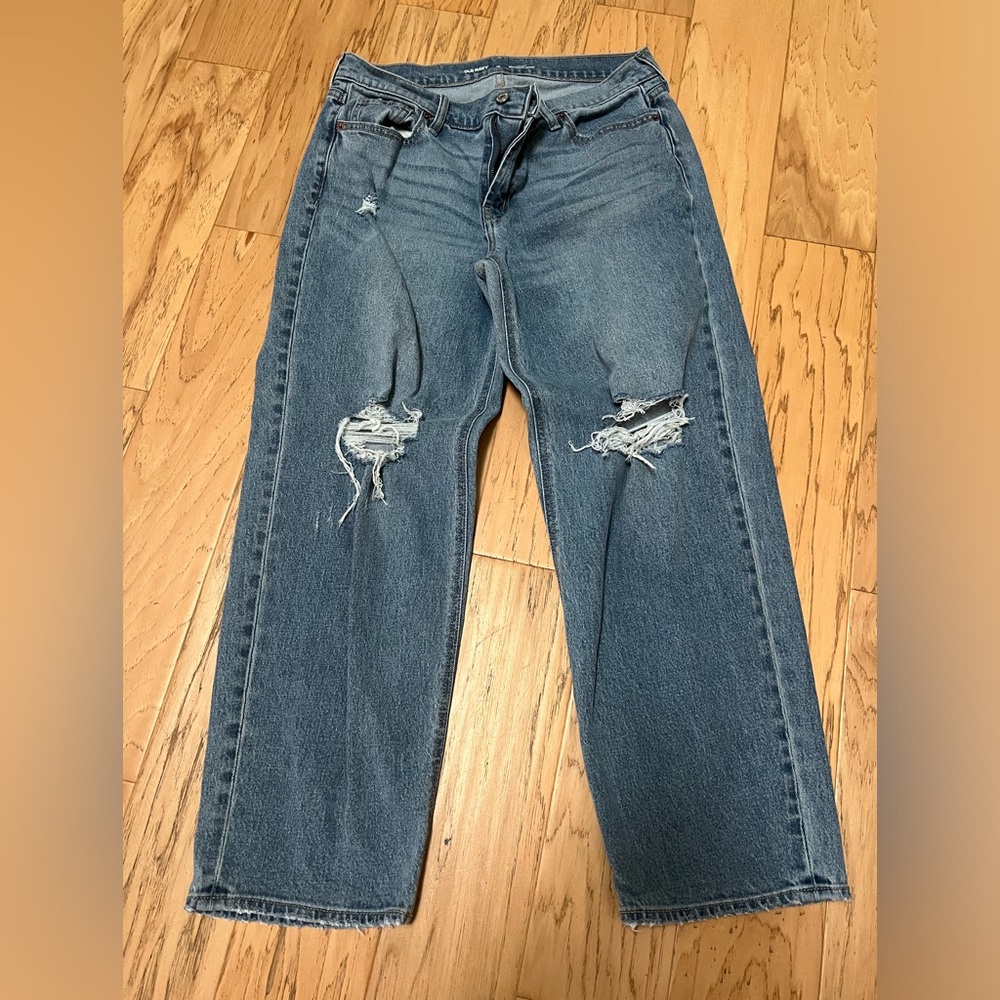 Old Navy women’s size 10 mid-rise boyfriend loose jeans